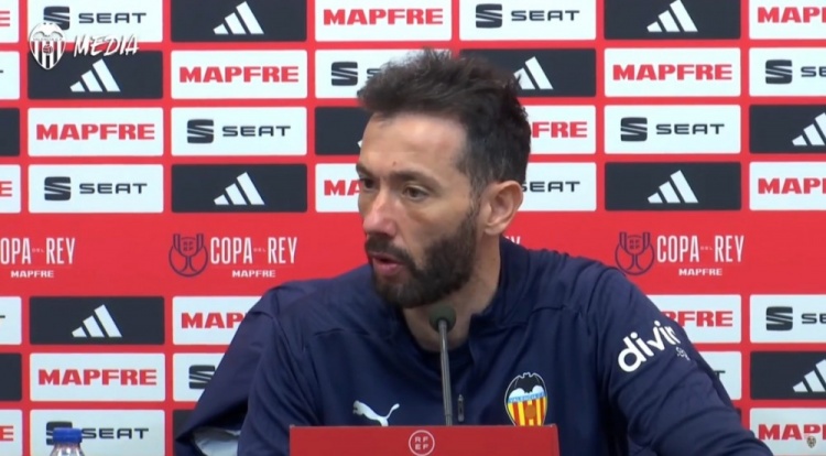 ?瓦伦主帅赛前称已吸取1-7输巴萨的教训，结果球队依旧0-5惨败